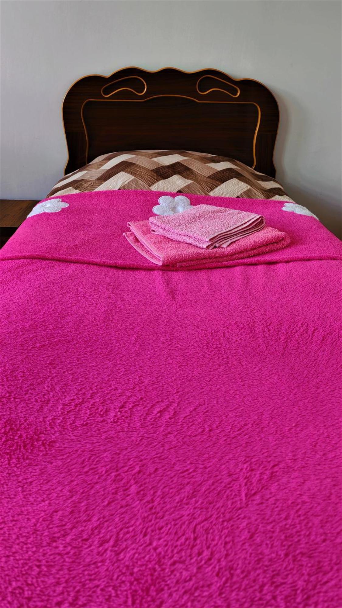 Gujejiani Guest House Местия Экстерьер фото